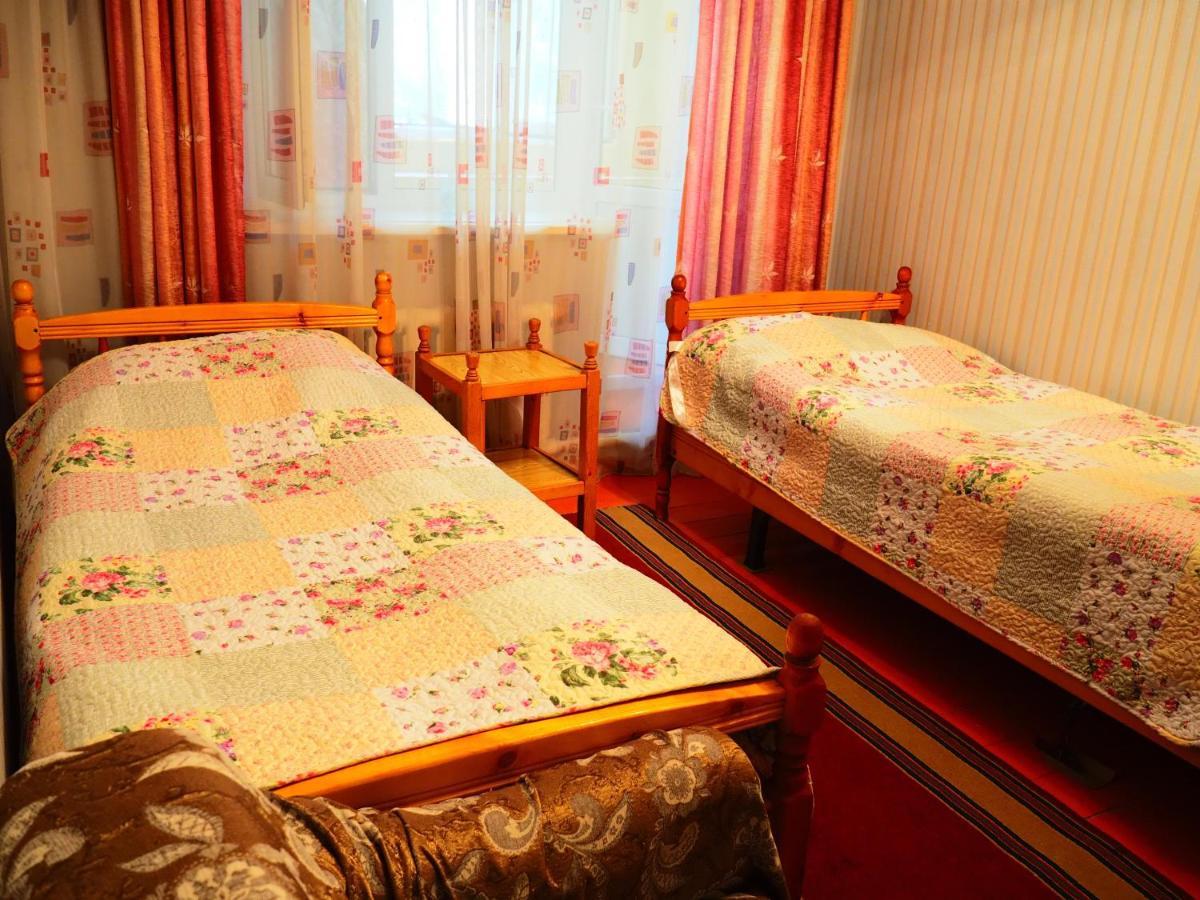 Baktygul Guesthouse Naryn Exterior foto