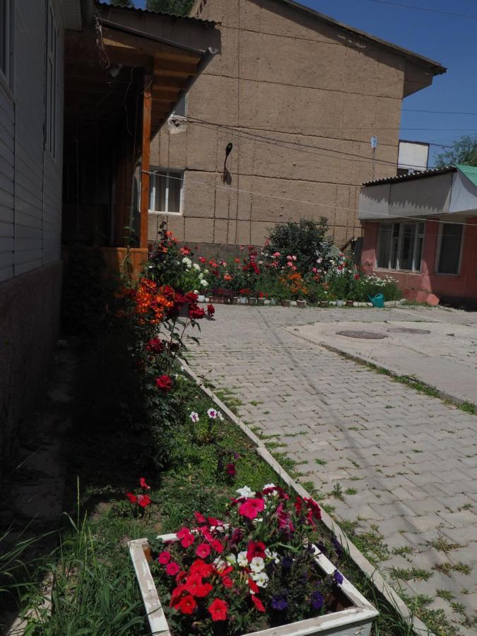 Baktygul Guesthouse Naryn Exterior foto